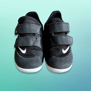 Nike | FreeRun Shoes | 8C